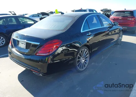 2015 Mercedes-Benz S 550 z USA, uszkodzony, nr VIN WDDUG8CBXFA196384